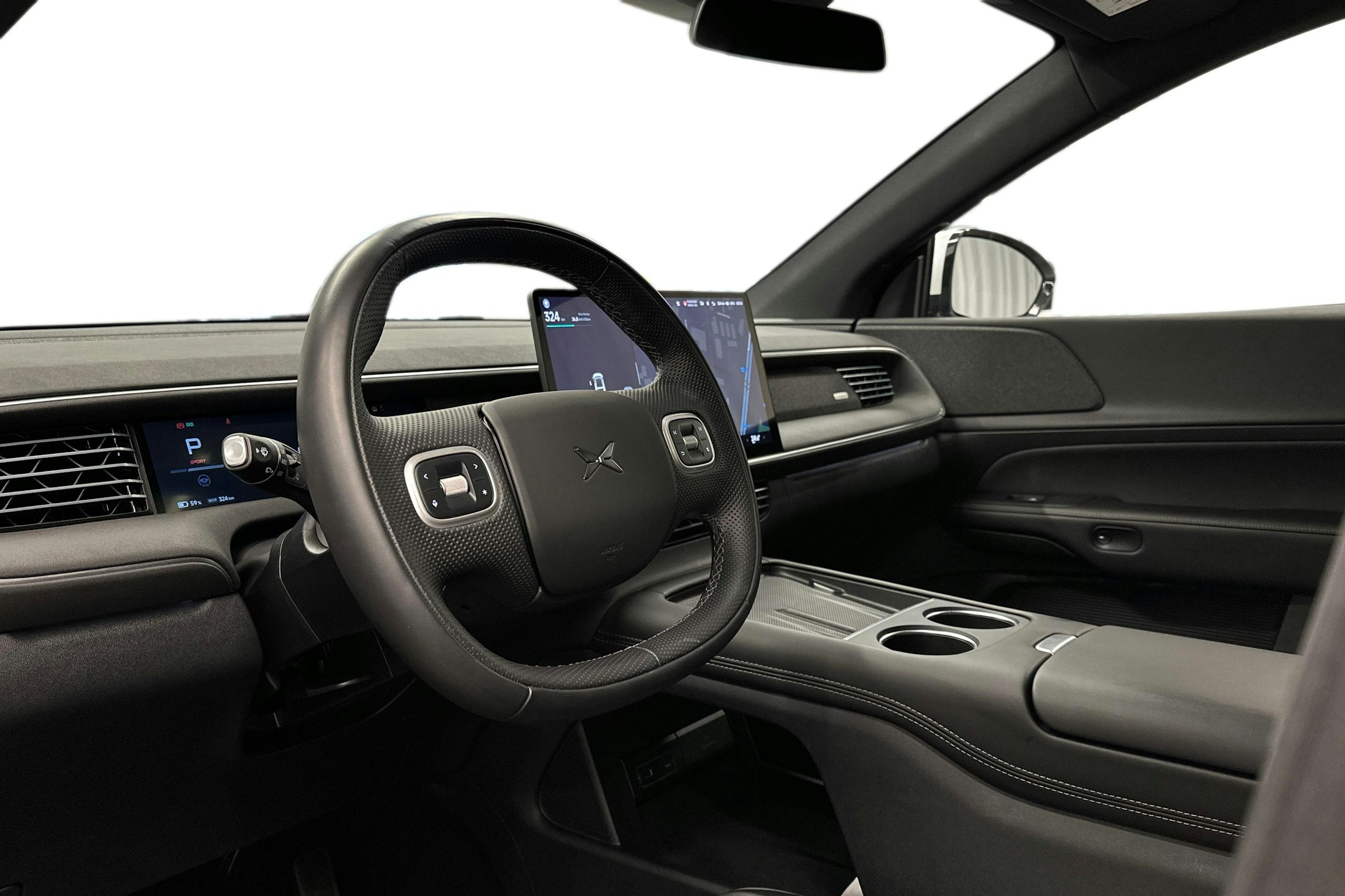 valkoinen XPENG G6 2025 kuva 6.