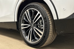 valkoinen XPENG G6 2025 kuva 10.