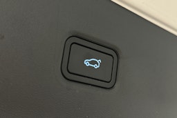 valkoinen XPENG G6 2025 kuva 12.