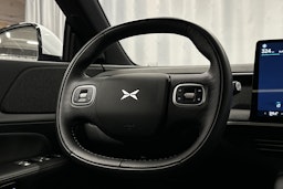 valkoinen XPENG G6 2025 kuva 16.