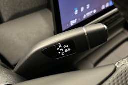 valkoinen XPENG G6 2025 kuva 32.