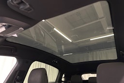 valkoinen XPENG G6 2025 kuva 33.