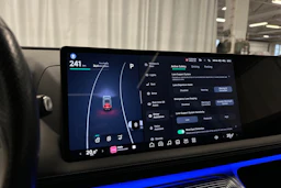 vihreä XPENG G9 2023 kuva 28.