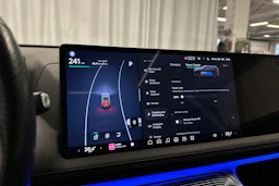 vihreä XPENG G9 2023 kuva 32.