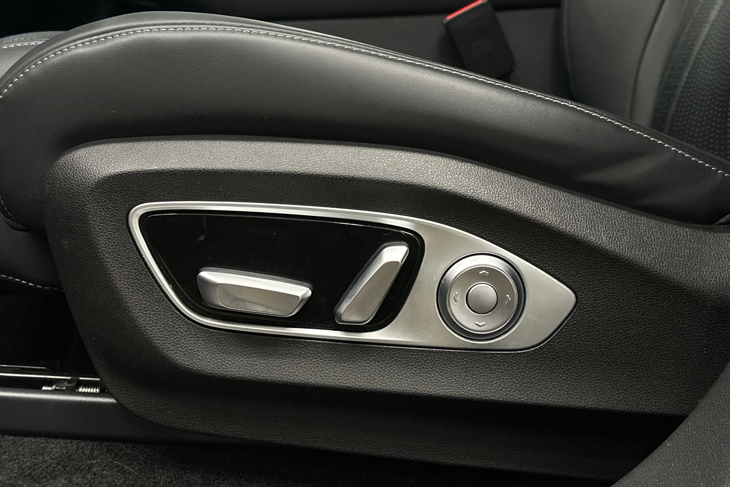 vihreä XPENG G9 2023 kuva 41.