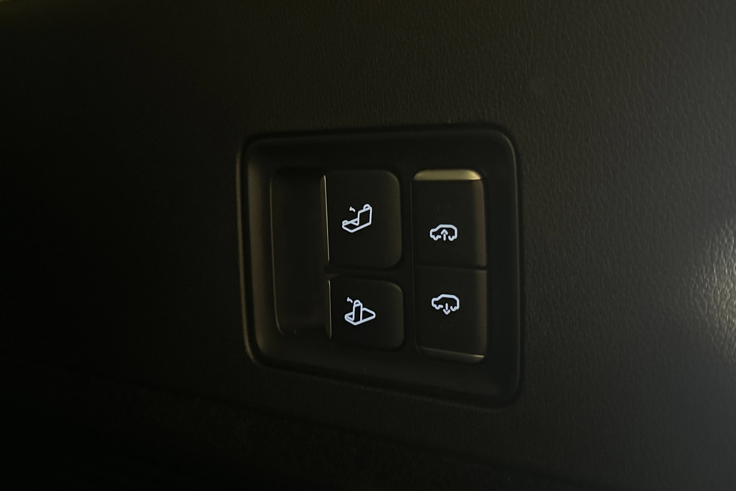 vihreä XPENG G9 2024 kuva 17.