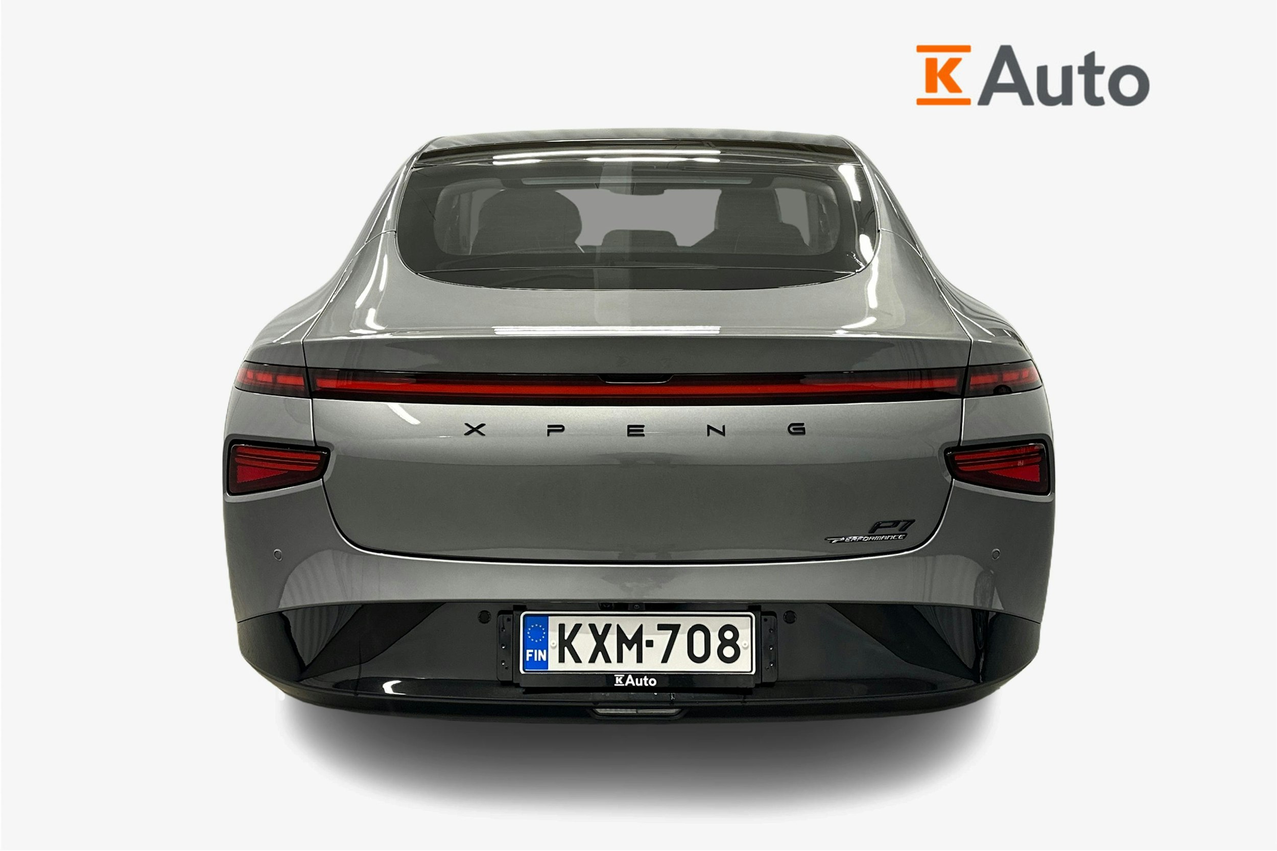 harmaa Xpeng P7 2022 kuva 3.