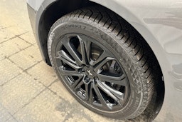 harmaa Xpeng P7 2022 kuva 13.