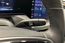 harmaa Xpeng P7 2022 kuva 18.