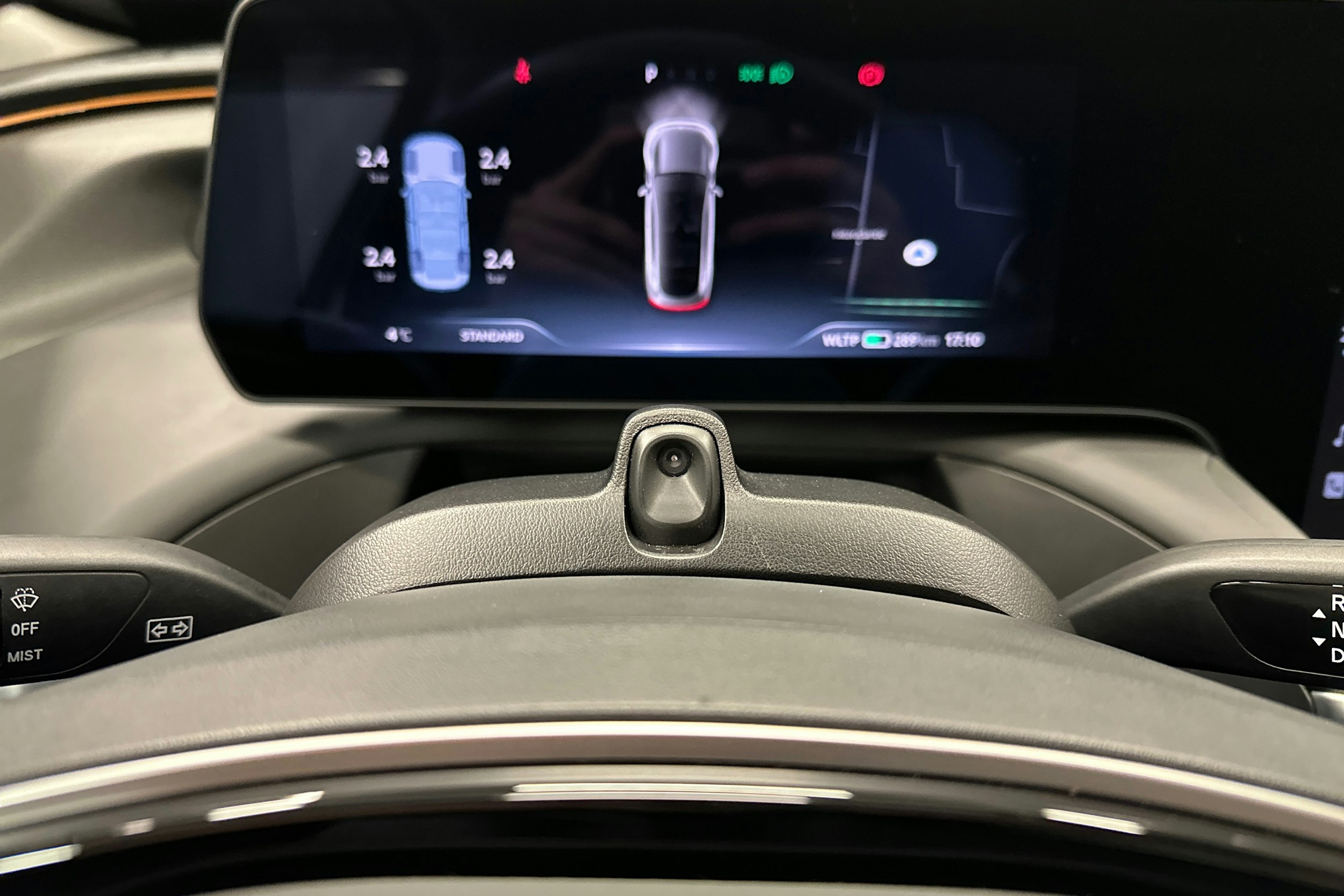 harmaa Xpeng P7 2022 kuva 20.