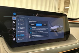 harmaa Xpeng P7 2022 kuva 28.