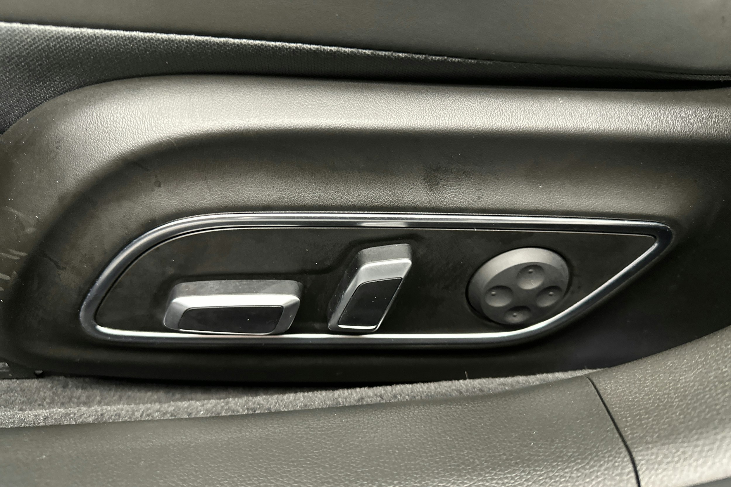 harmaa Xpeng P7 2022 kuva 34.