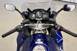 sininen Yamaha FJR 2004 kuva 17.