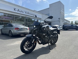 musta Yamaha MT-07 2025 kuva 1.