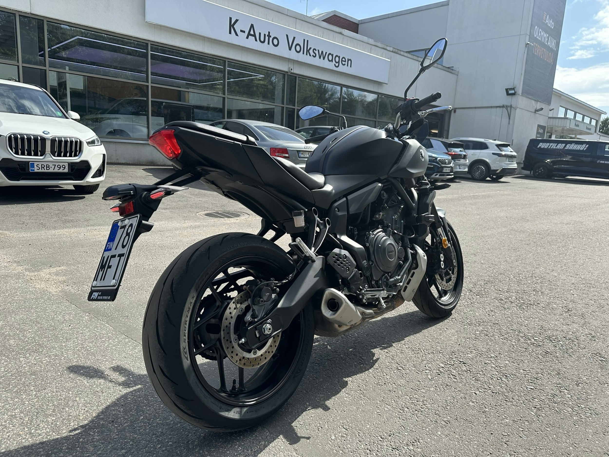 musta Yamaha MT-07 2025 kuva 5.