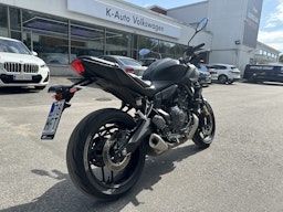 musta Yamaha MT-07 2025 kuva 5.
