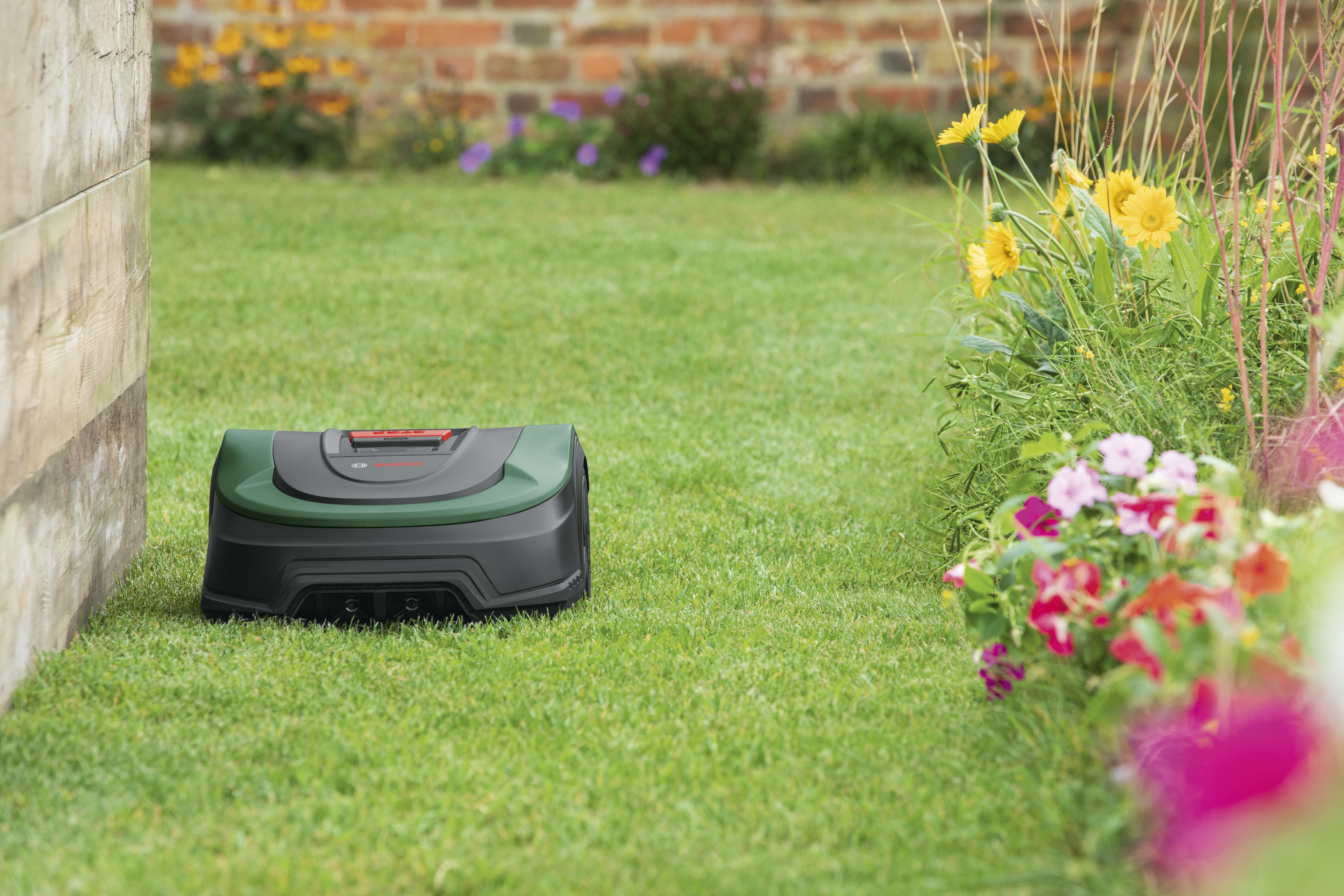 Robottiruohonleikkuri Bosch Indego S+ 500