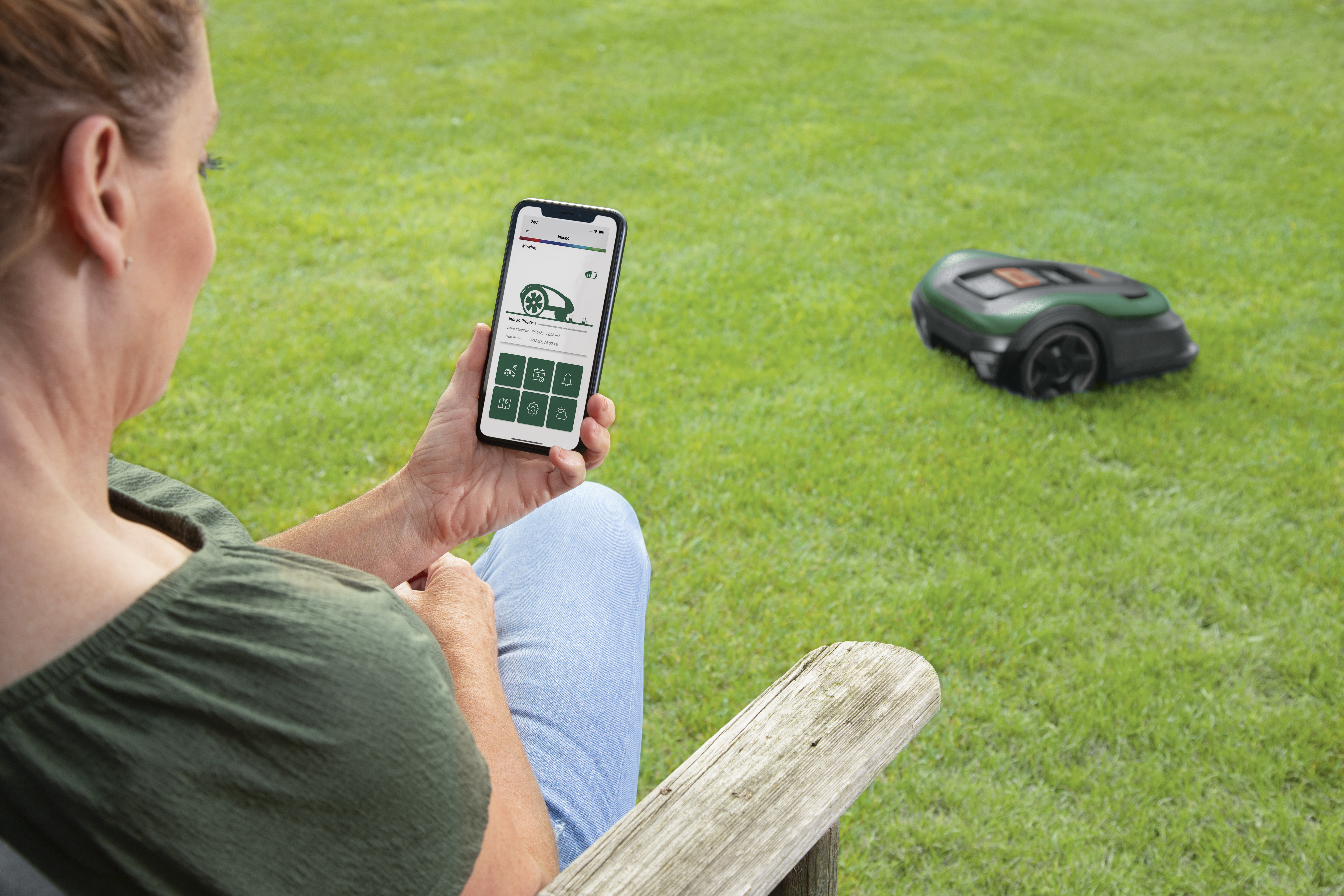 Robottiruohonleikkuri Bosch Indego M+ 700