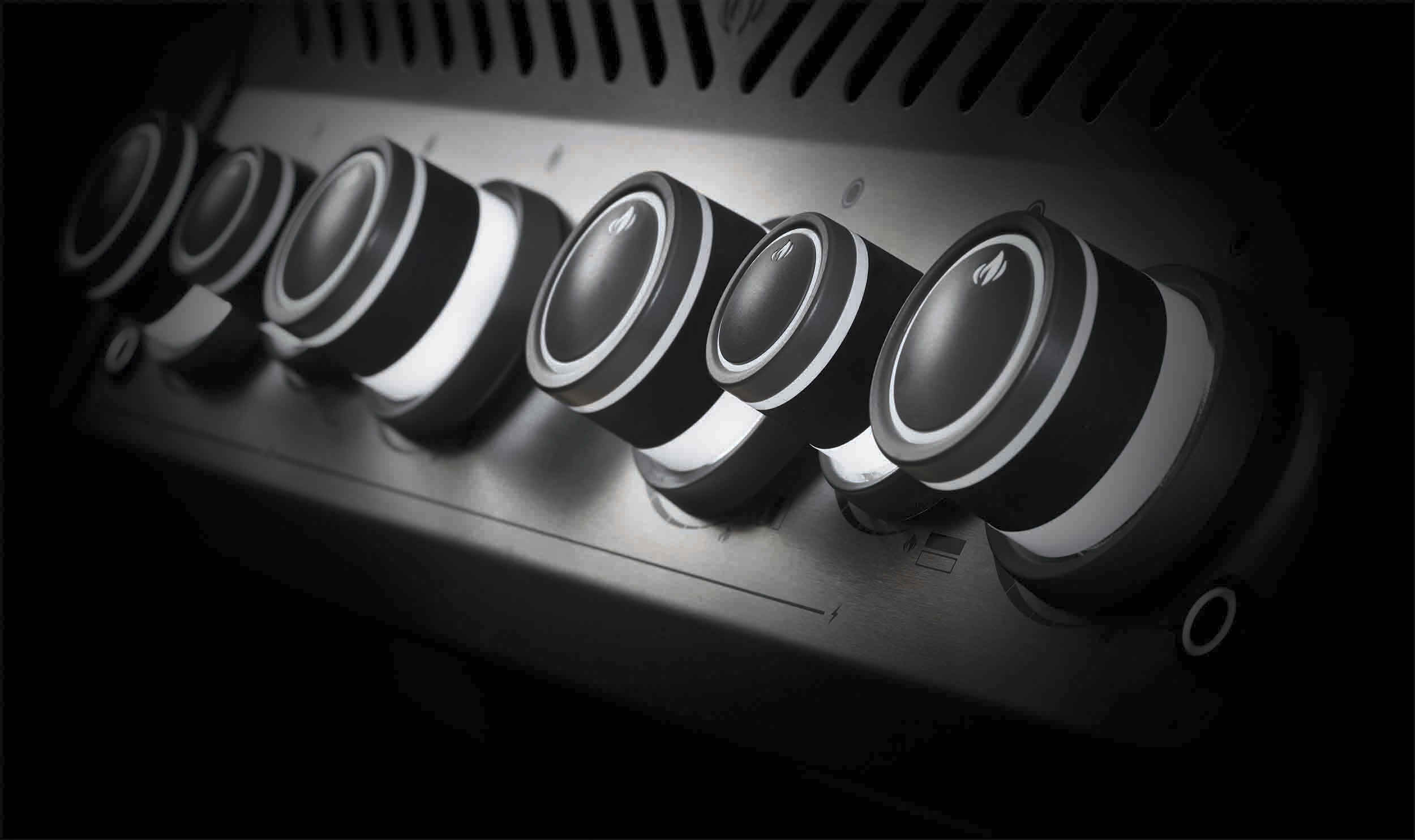 Kaasugrilli Napoleon Rogue RSE425-1