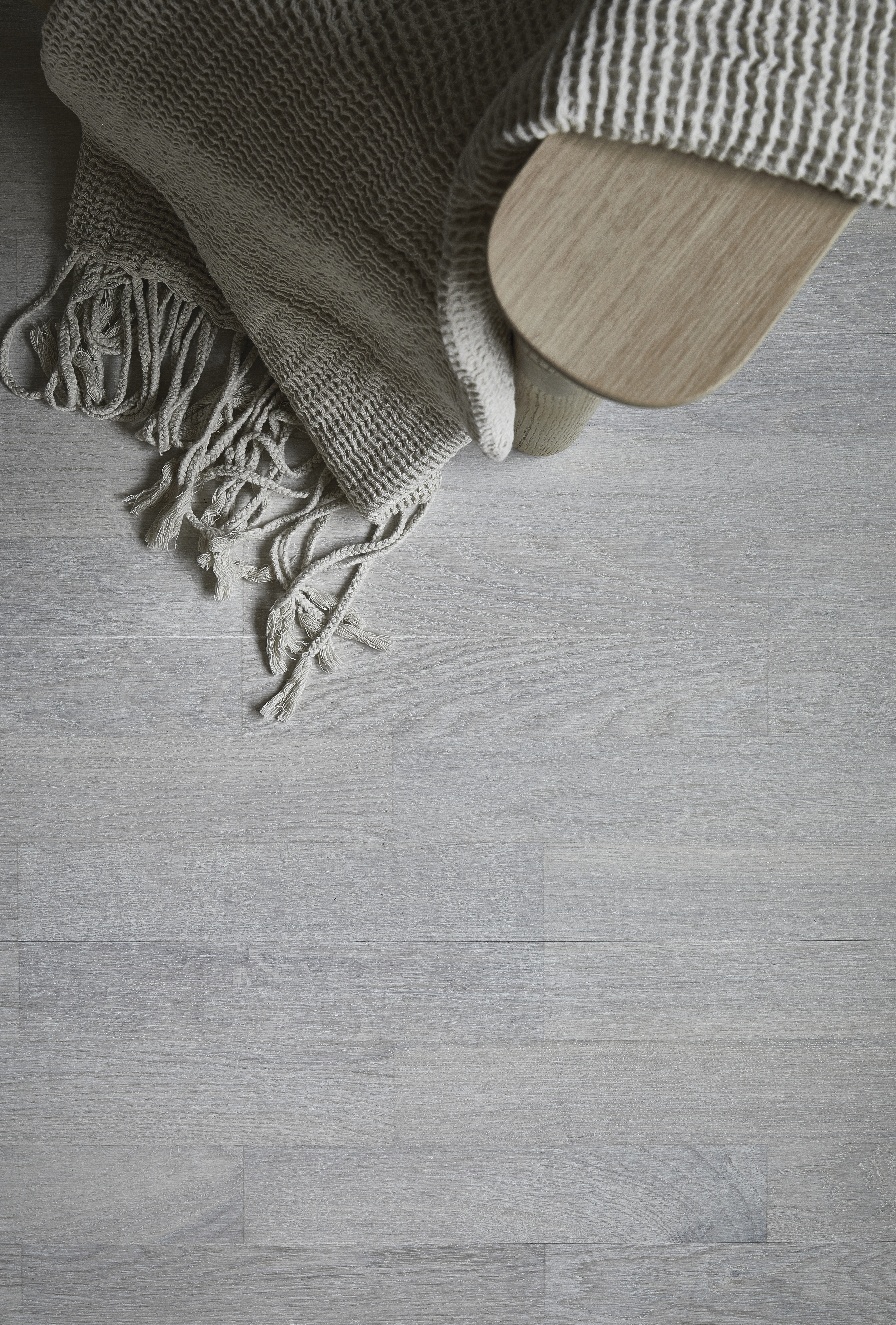 Parketti Parla Deko Manhattan White sävytetty mattalakka 2,7m²/pkt