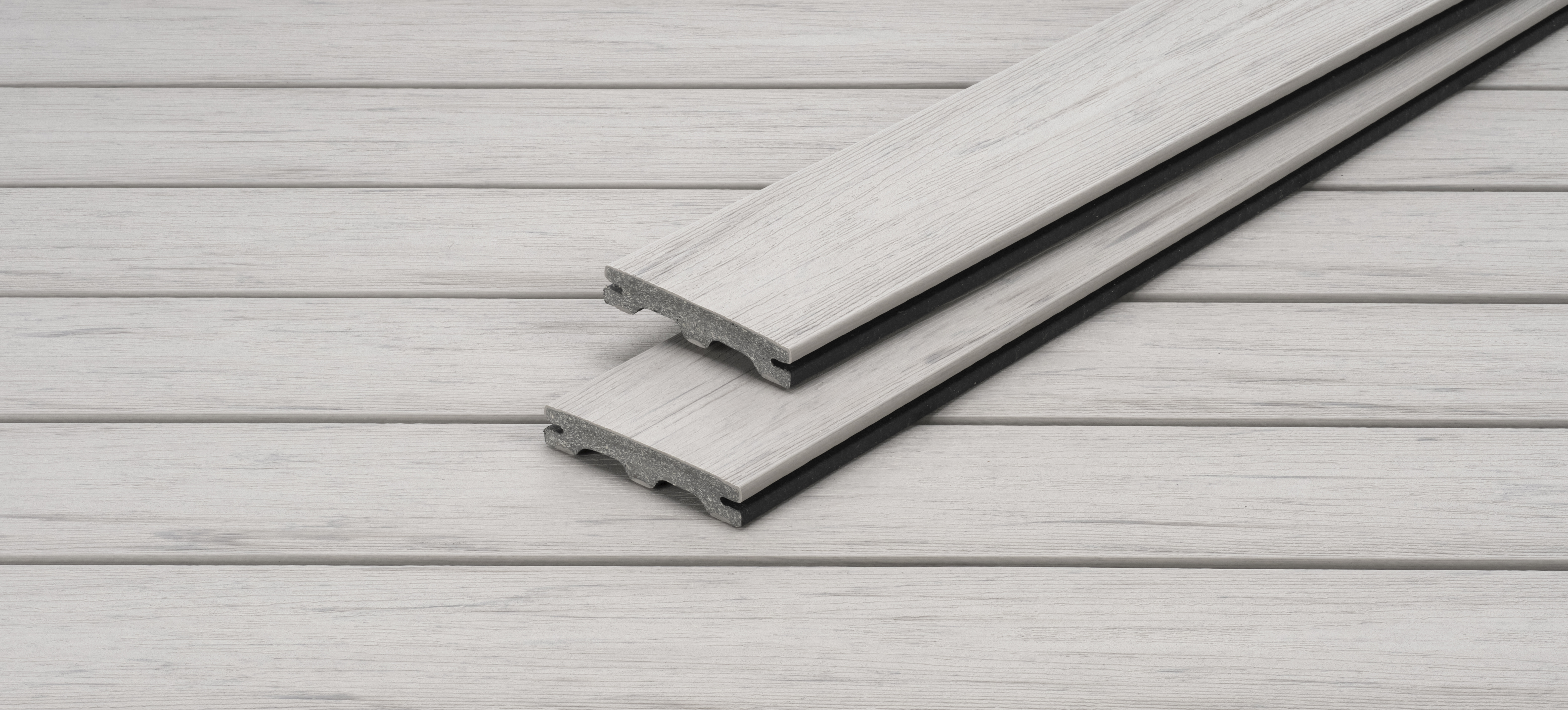 Terassilauta UPM ProFi Piazza One Nordic Ash 25x140x4000