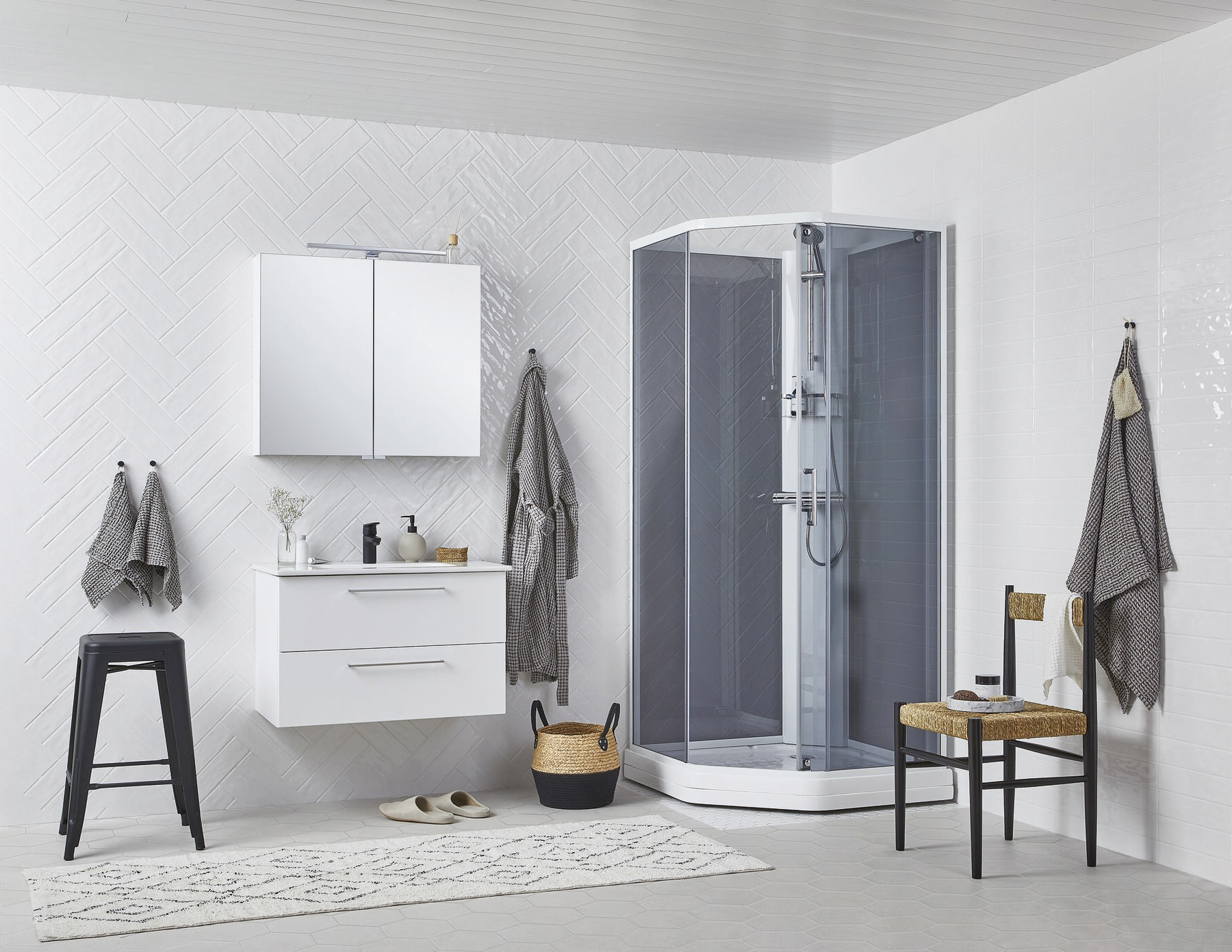 Peilikaappi Cello Wave 80cm valkoinen 2-osainen IP44 pistorasia