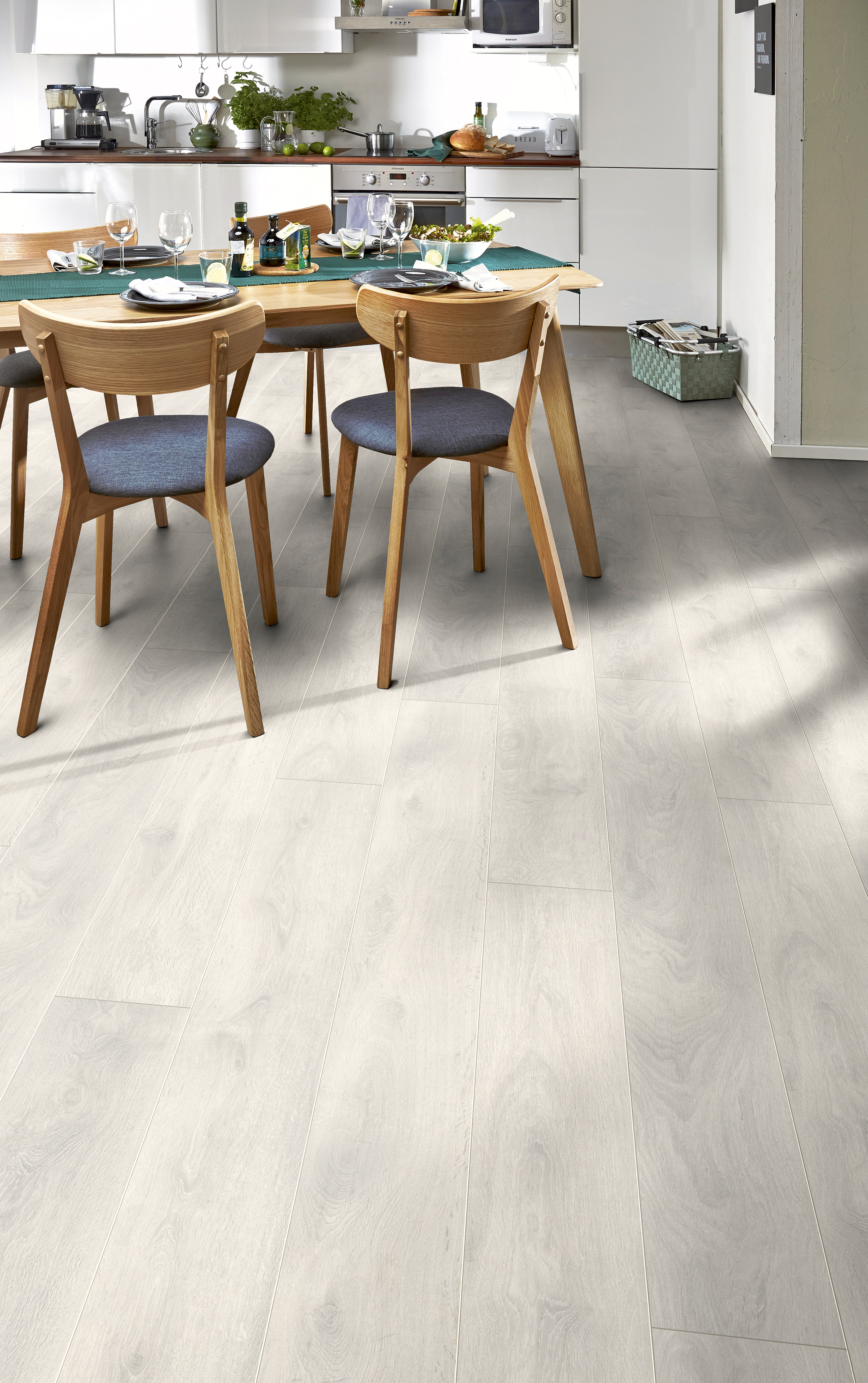 Laminaatti Cello Tammi Aspen V4 32 8mm 8630