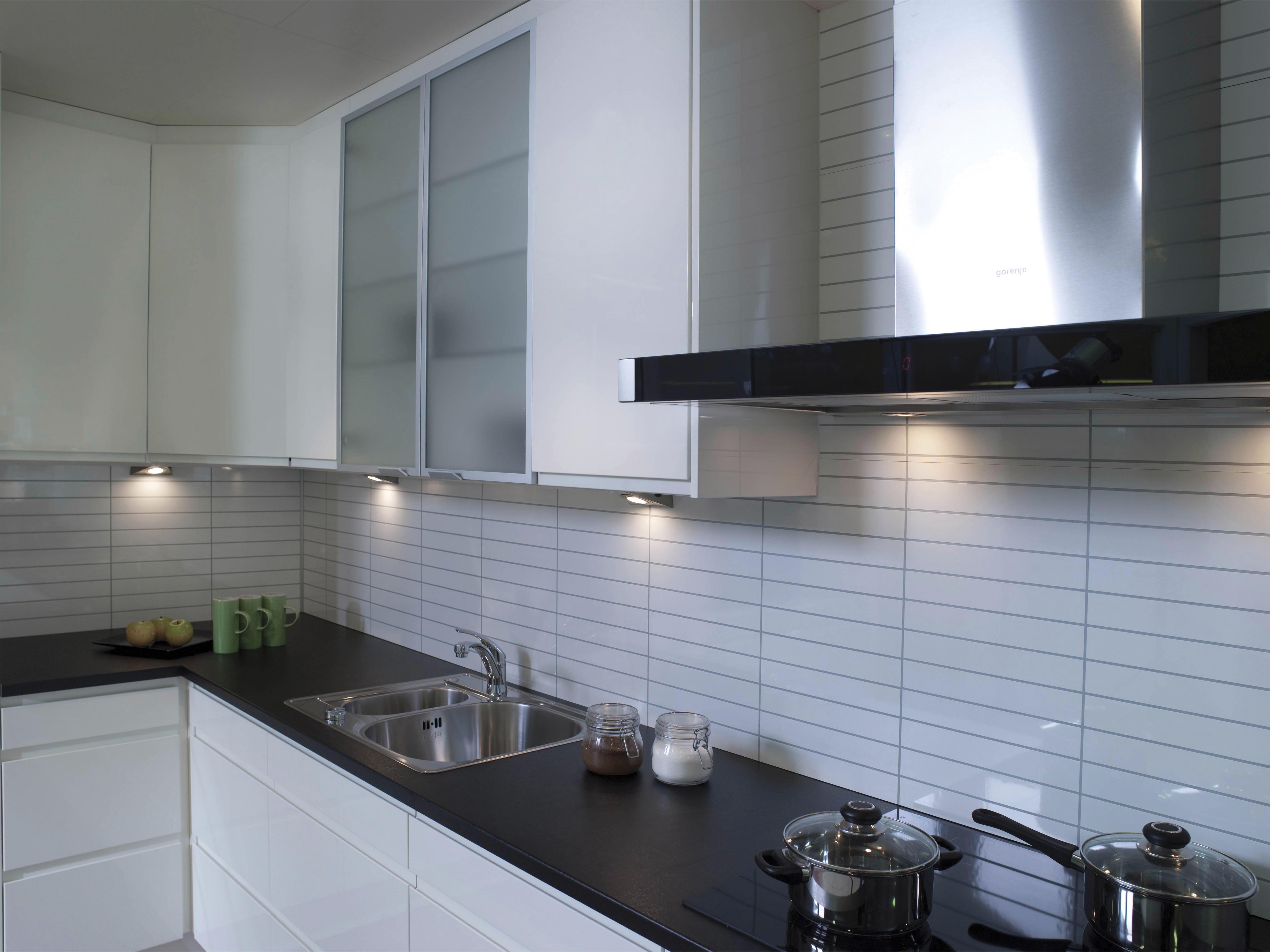 Vatrumsskiva Fibo Kitchen Board Denver Vit K Rauta