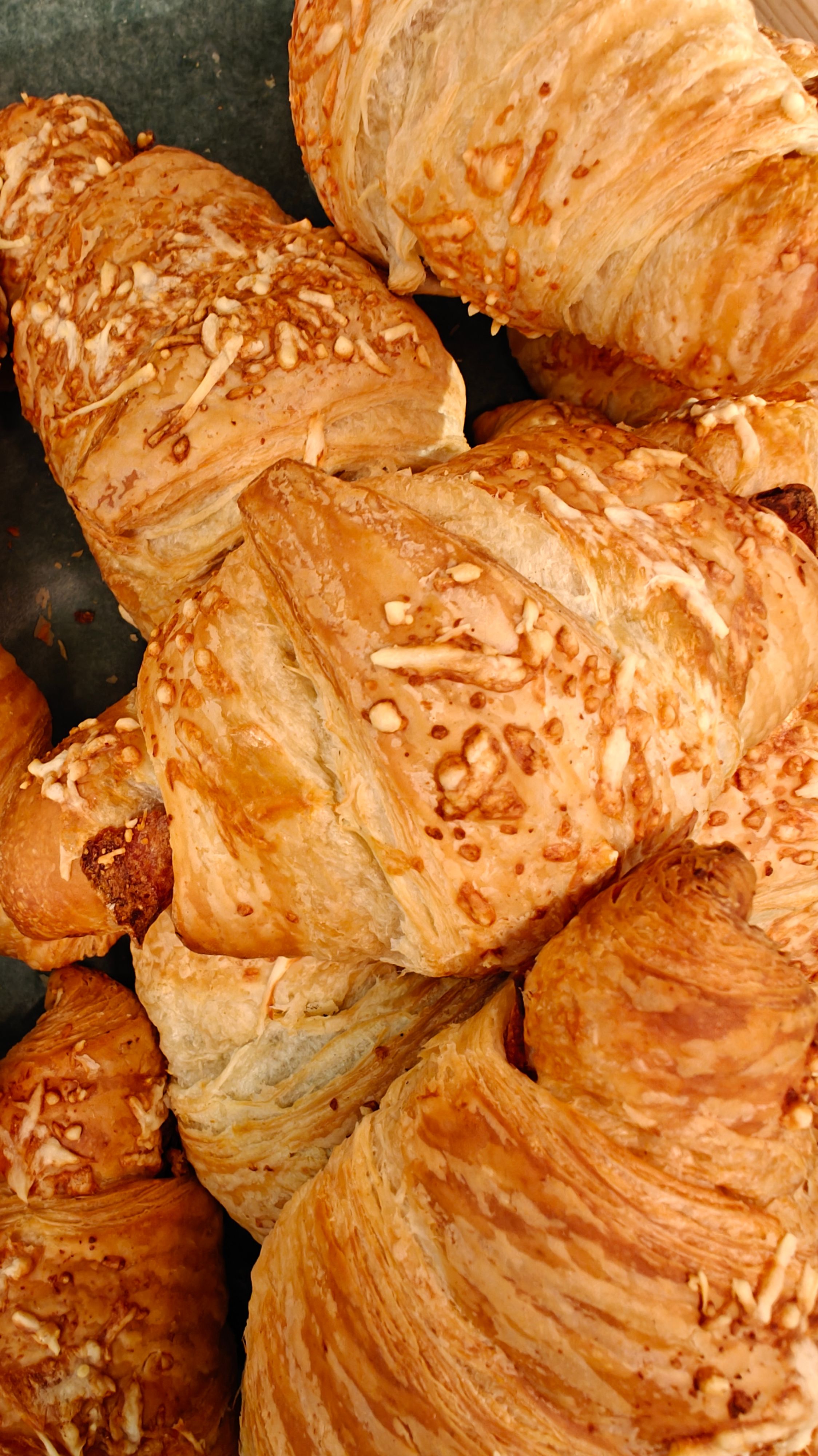 SBS kinkku-juustocroissant 85g