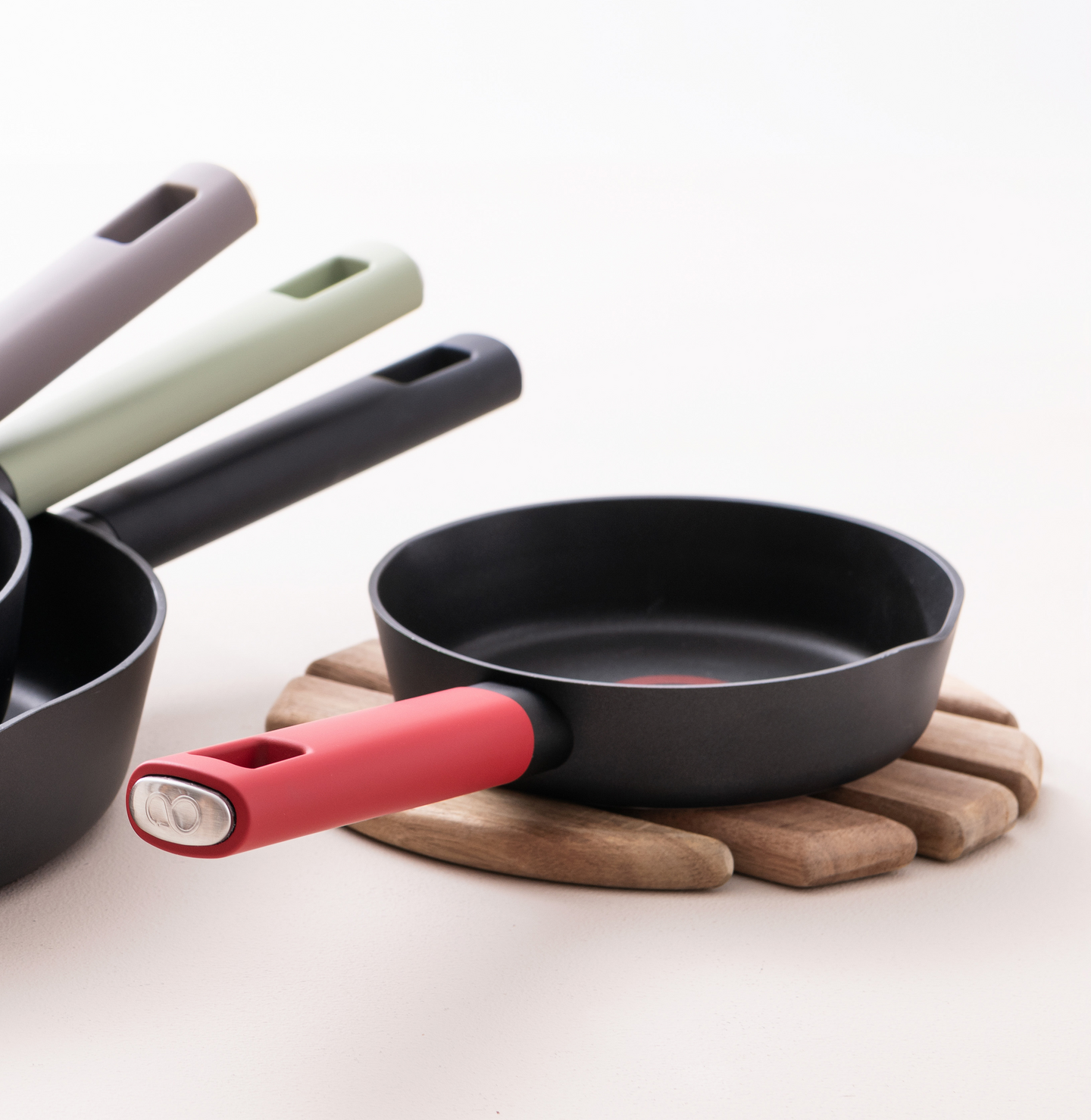 Infinity Chefs Ion Plus paistinpannu 16