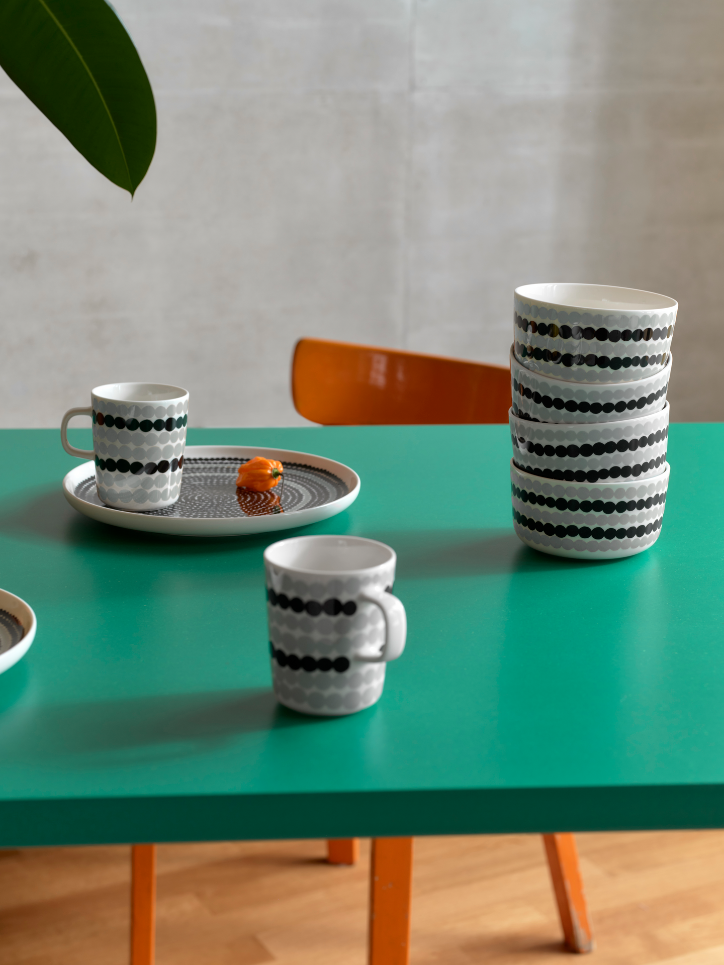 Marimekko Siirtolapuutarha lautanen 25 cm harmaa