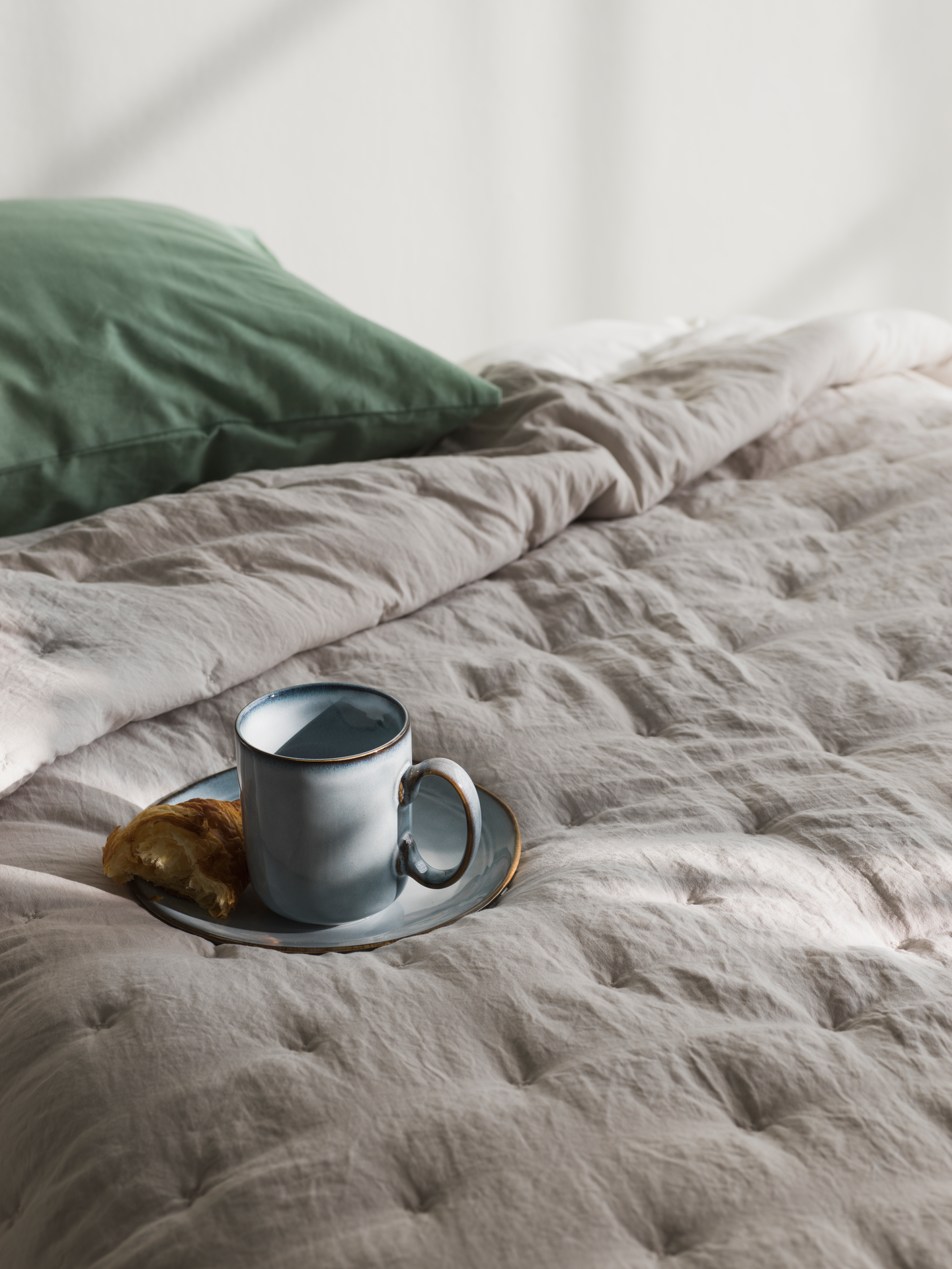 Hemtex 24h Vera päiväpeite 260x250 cm vaaleanharmaa
