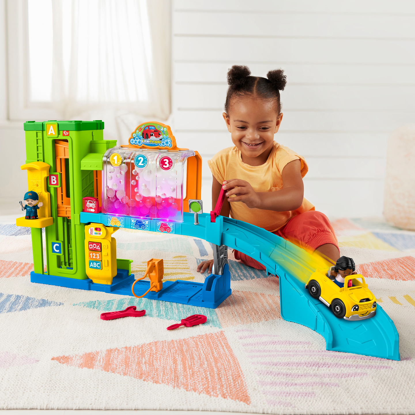 Fisher-Price Little People Learning Garage  -huoltoasemaleikkisetti