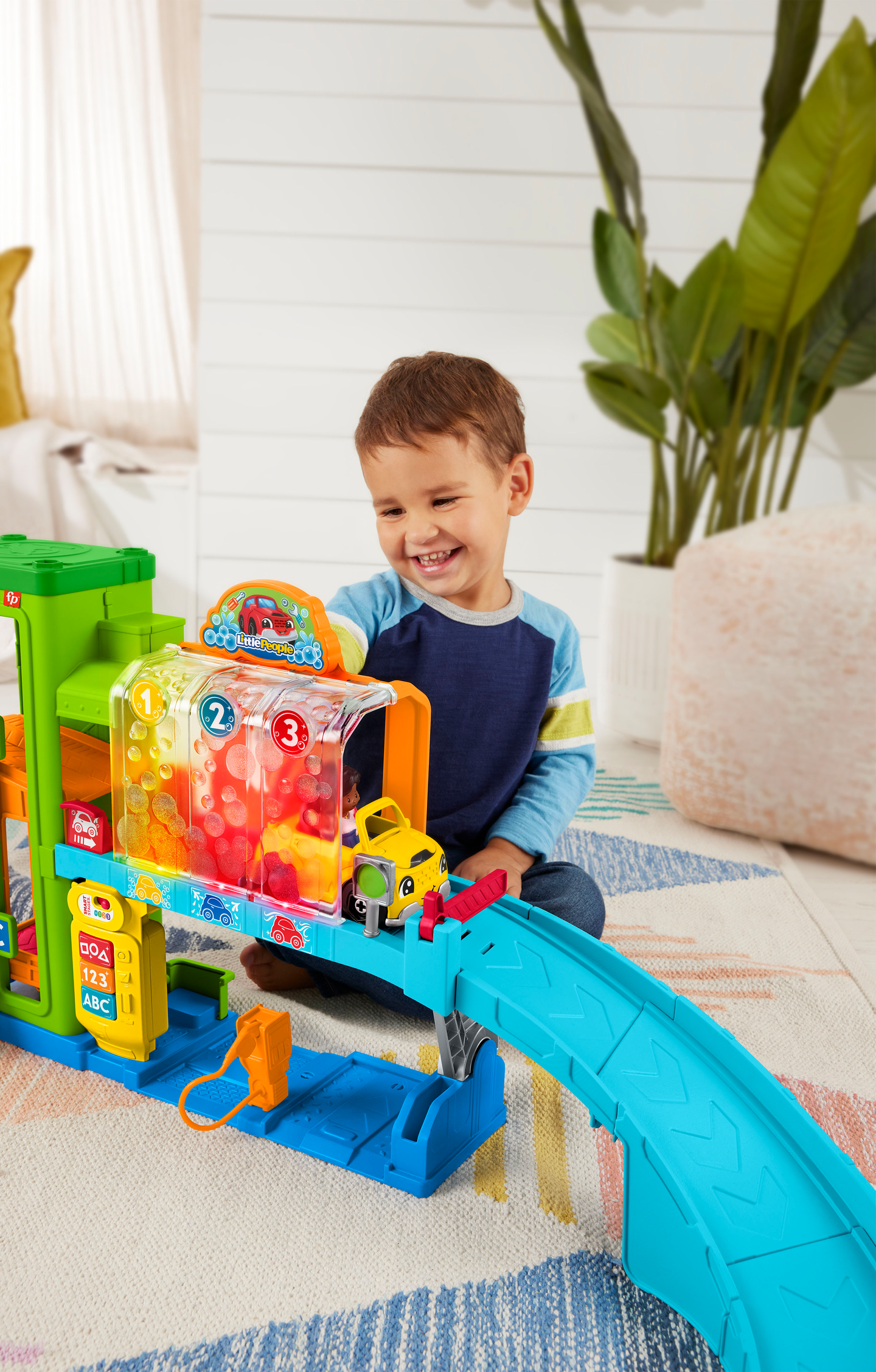 Fisher-Price Little People Learning Garage  -huoltoasemaleikkisetti