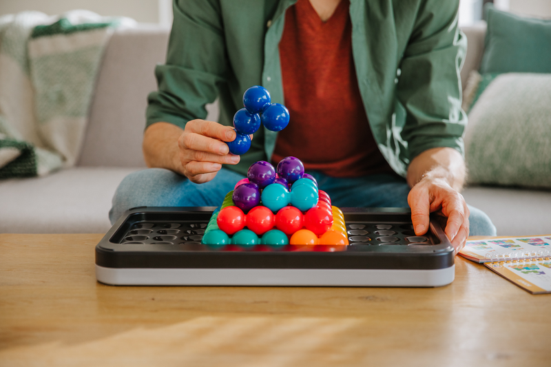 SmartGames IQ Puzzler Pro XXL logiikkapeli