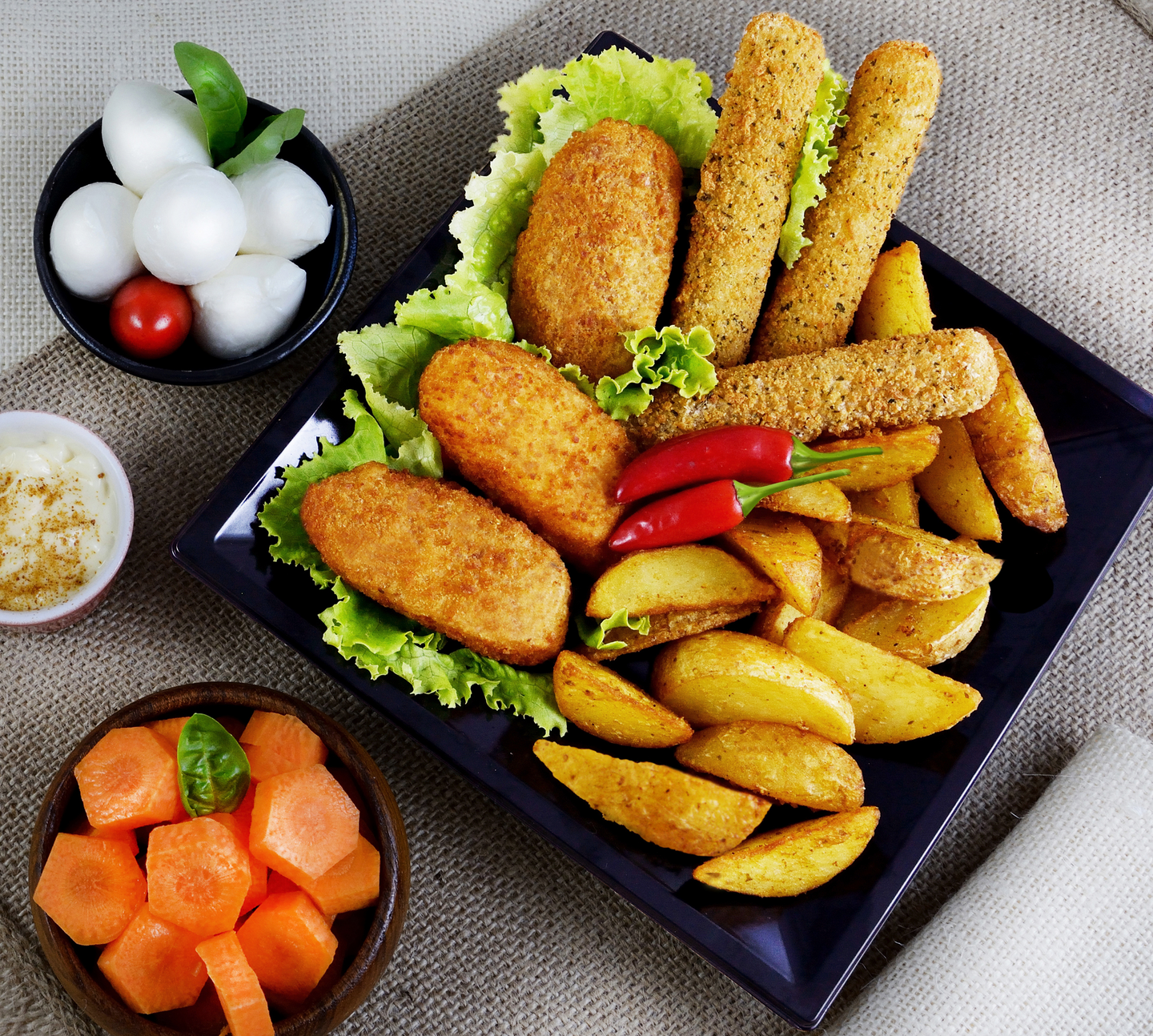 McCain punainen jalapenopuolikas tuorejuustotäyte 1kg pakaste