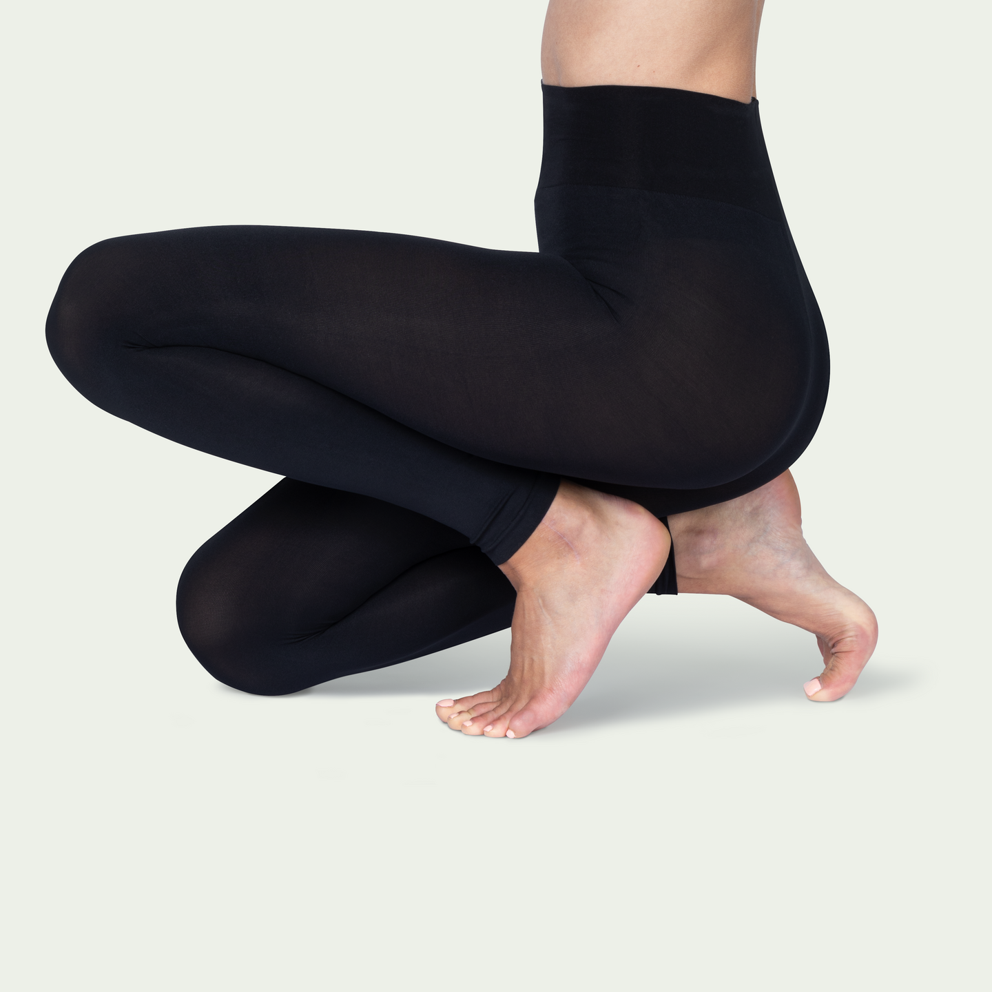 Norlyn A41932 Comfy 3D 100 den leggings musta