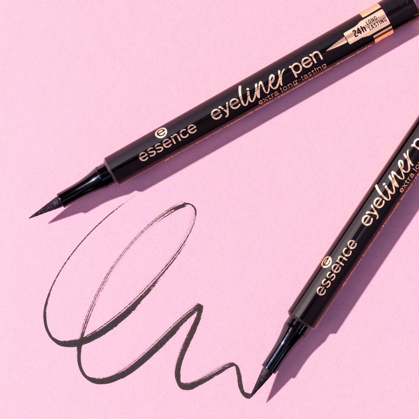 Essence eyeliner pen extra long-lasting silmänrajaustussi 010 Blackest Black