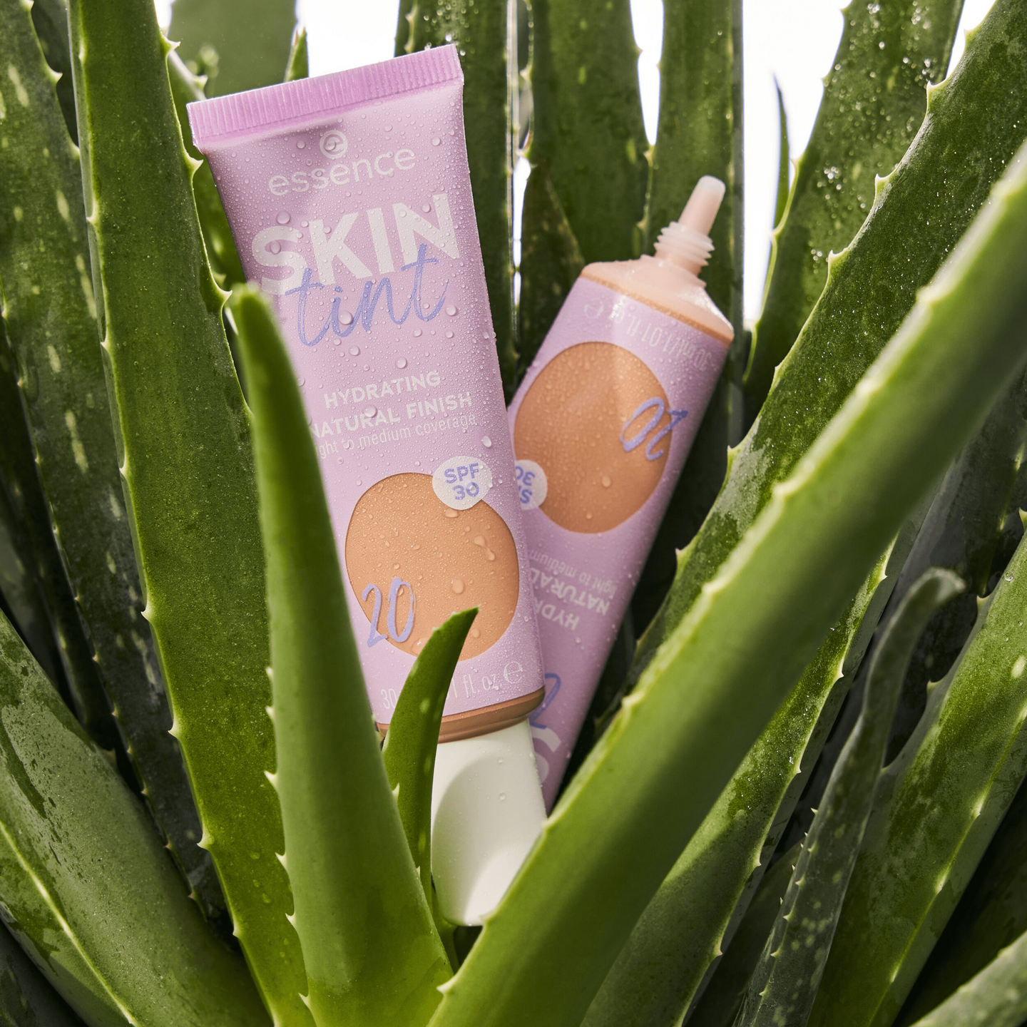 Essence Skin Tint meikkivoide 20