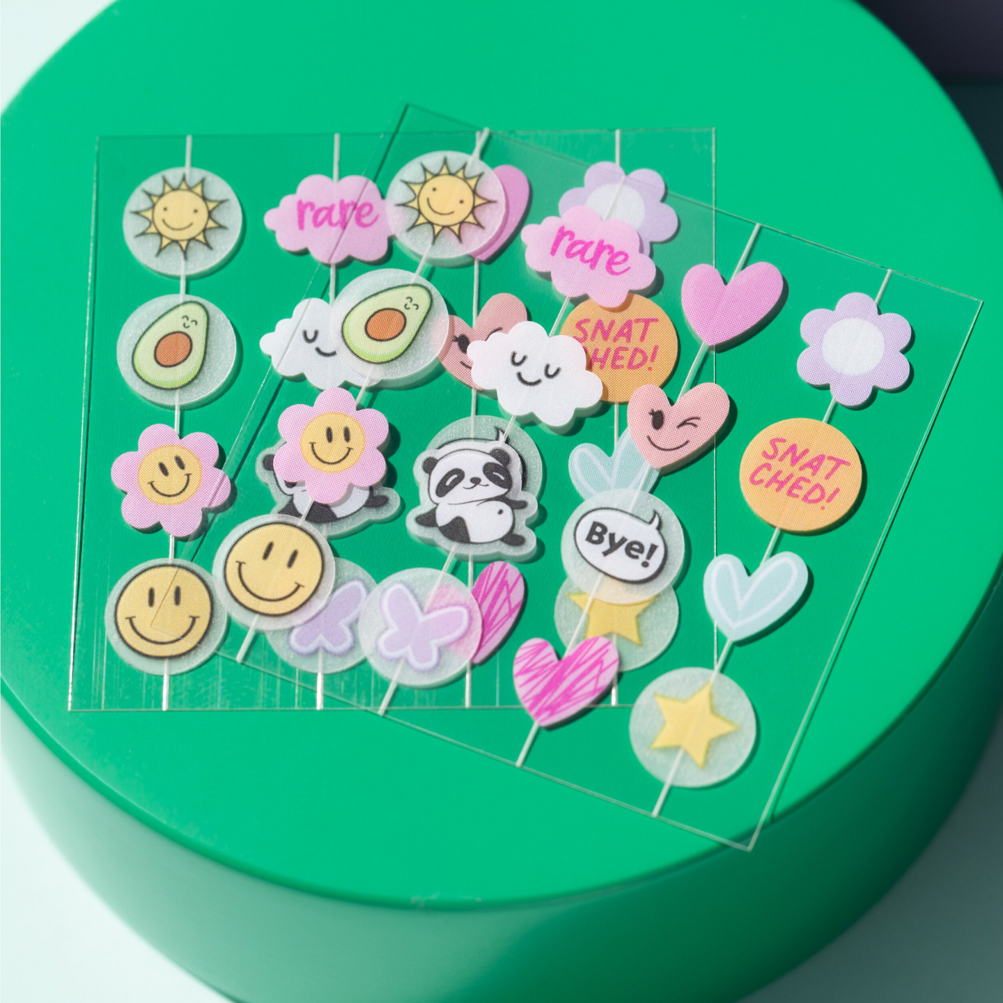 Essence Spot Squad Pimple Patches finnilaastarit 32kpl