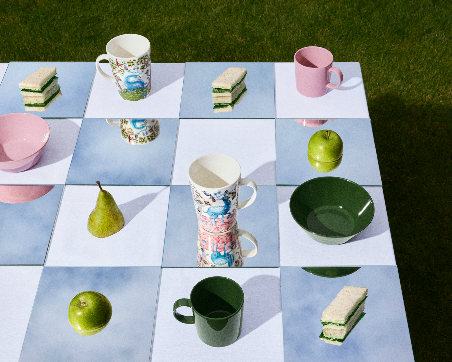 Iittala Satumetsä muki 0,4 l pinkki-taivaansininen