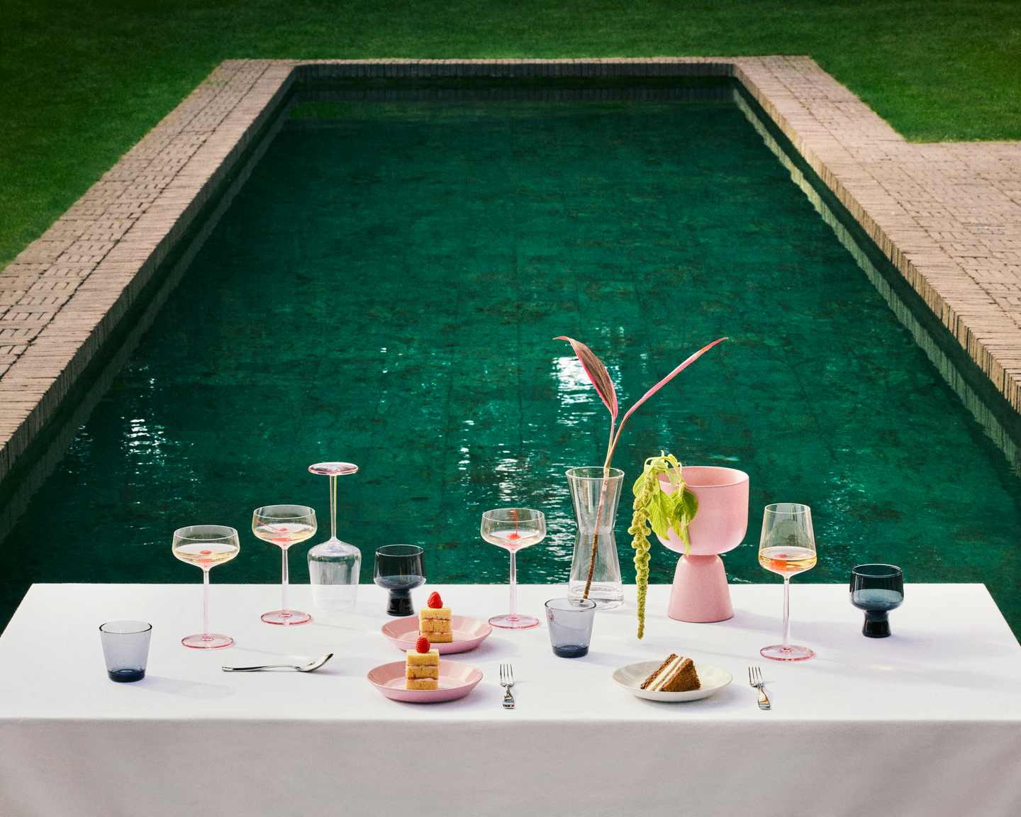 Iittala Kartio juomalasi 21 cl harmaa 2 kpl