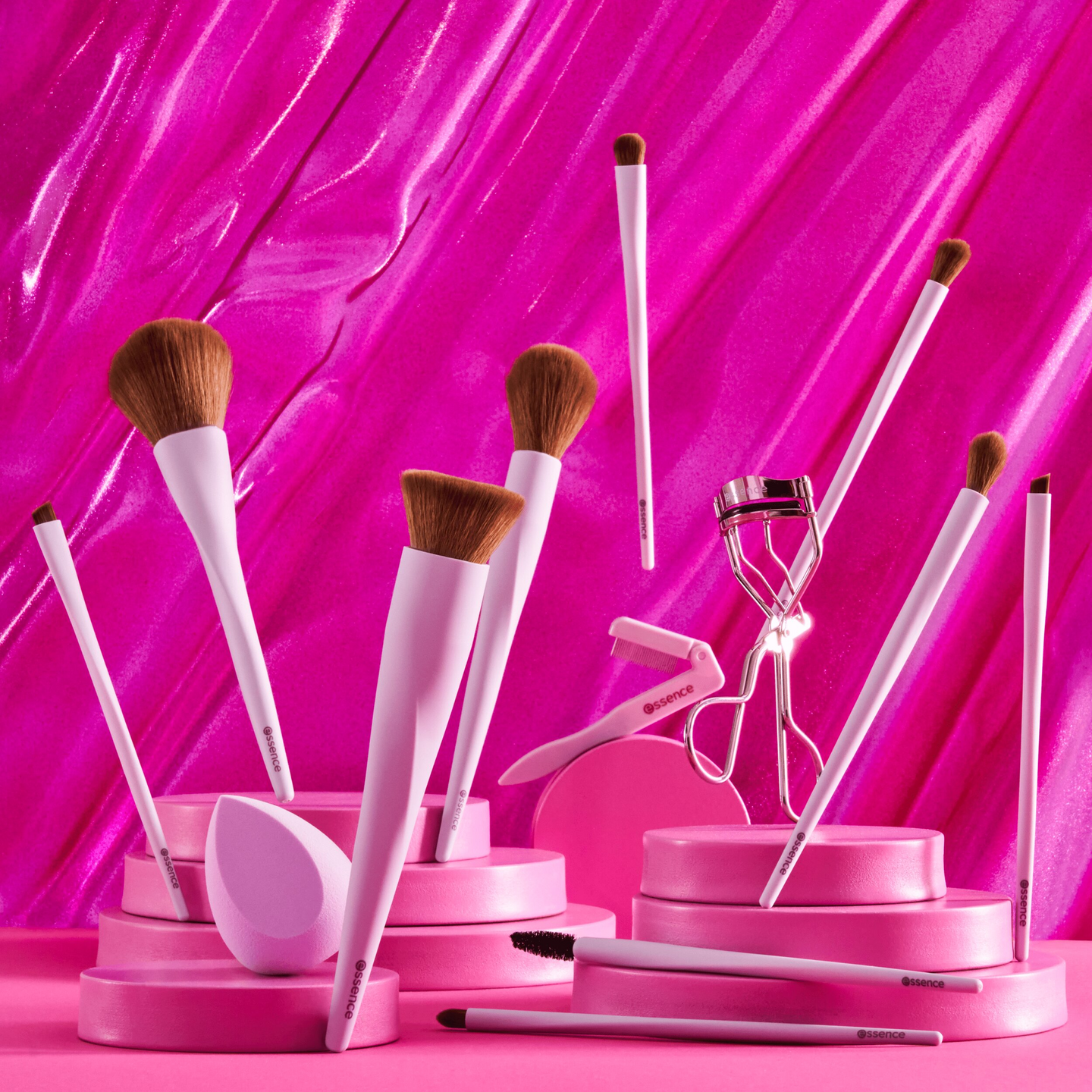 Essence make up buffer meikkivoidesivellin 01 Buff away your problems