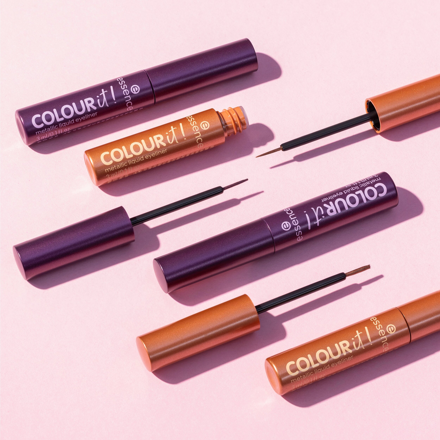 Essence Colour it! metallic nestemäinen eyeliner silmänrajausväri 02 Dark Cherry