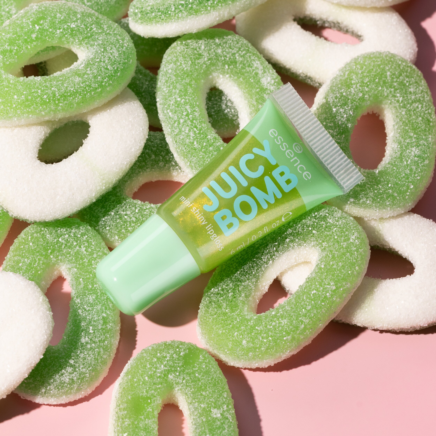 Essence Juicy Bomb mini shiny huulikiiltosetti 01 Holiday Happiness