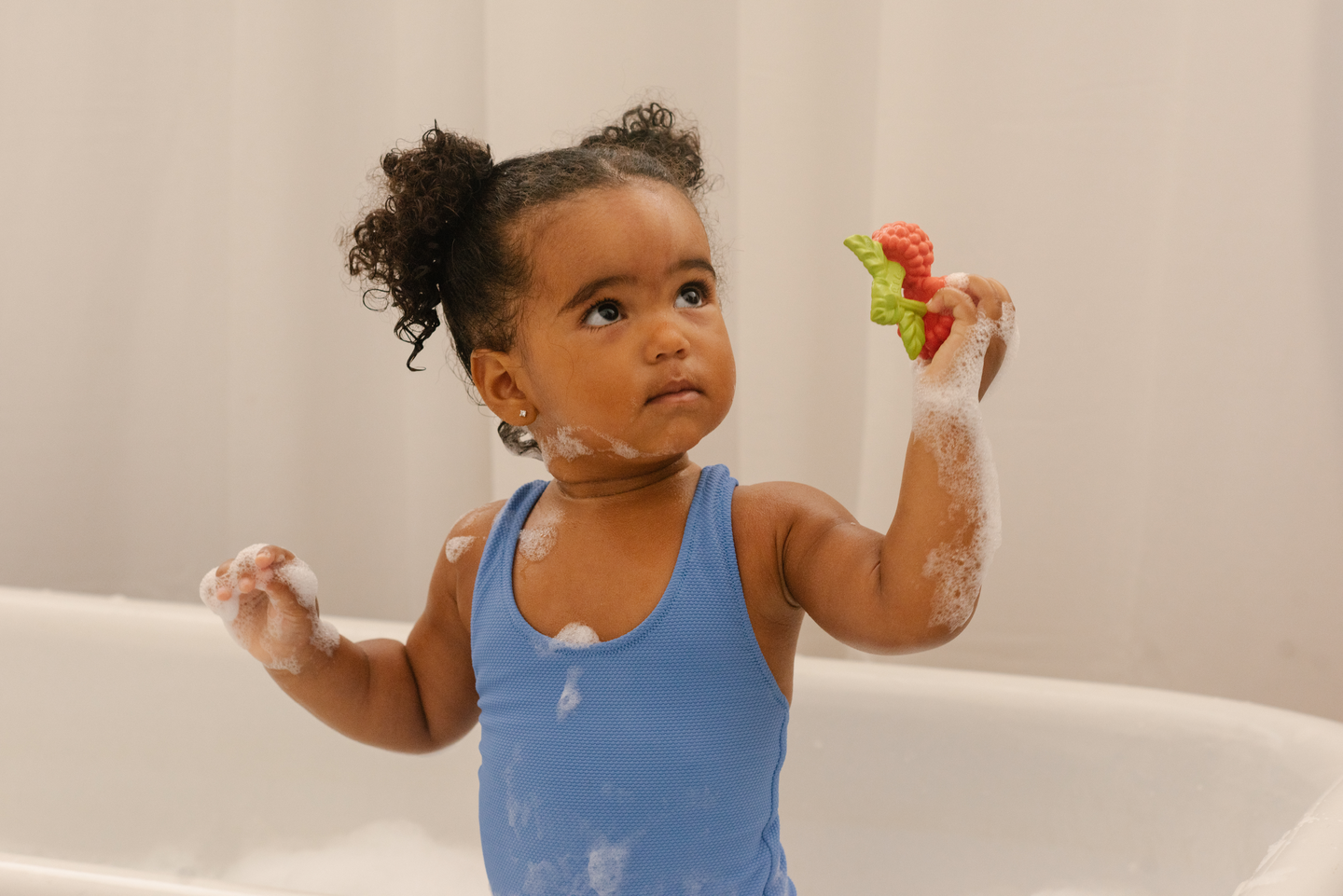 Oli Carol Valery the Raspberry purulelu