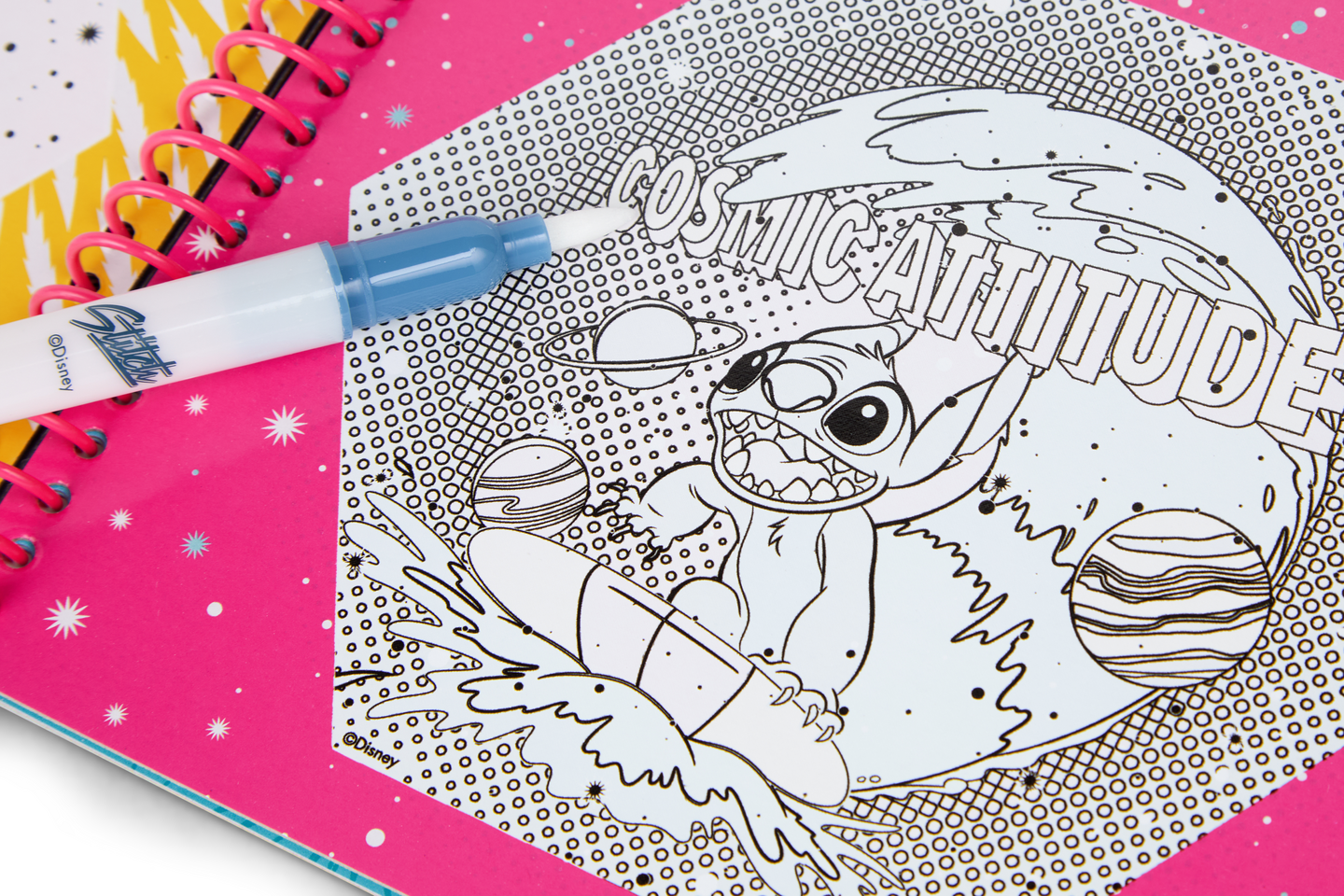 Stitch vesivärityskirja