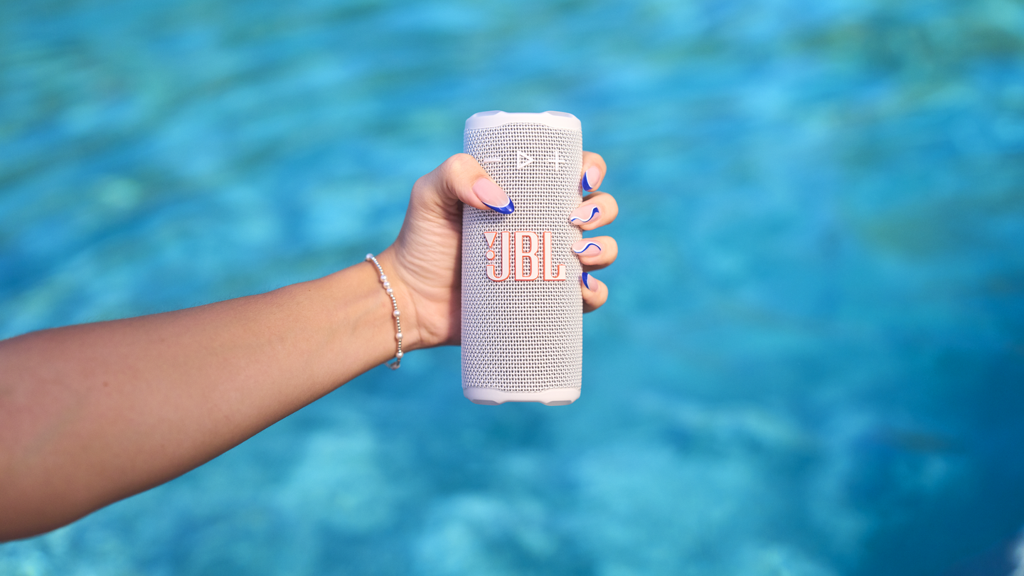 JBL Grip -Bluetooth-kaiutin, valkoinen