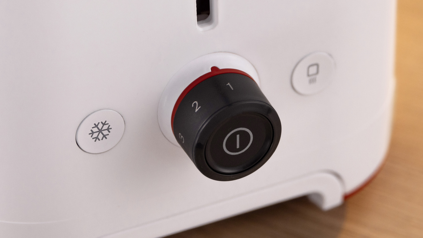 Bosch MyMoment TAT3M121 -leivänpaahdin, valkoinen