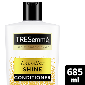 TRESemme Lamellar Shine Hoitoaine patentoidulla lamelliteknologialla 685 ML